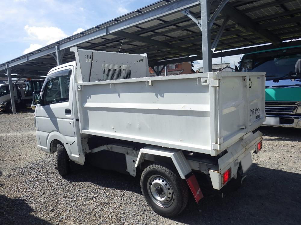 軽深型ダンプ車